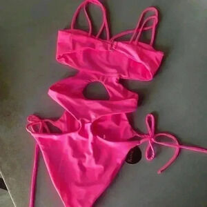 Keva J. - NWT Cut Out Pink Swimsuit Monokini Sz Small